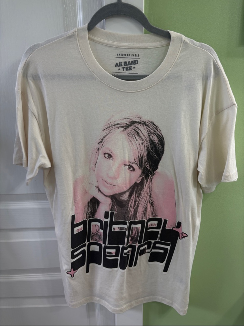 American Eagle Outfitters Cream Graphic Tee with Pink & Black Britney Print